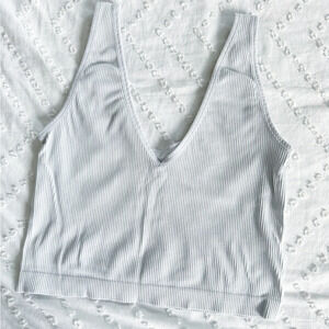 Colsie V Neck Scoop Neck Ribbed Cropped Tank Stretch Grey Size XL Lounge